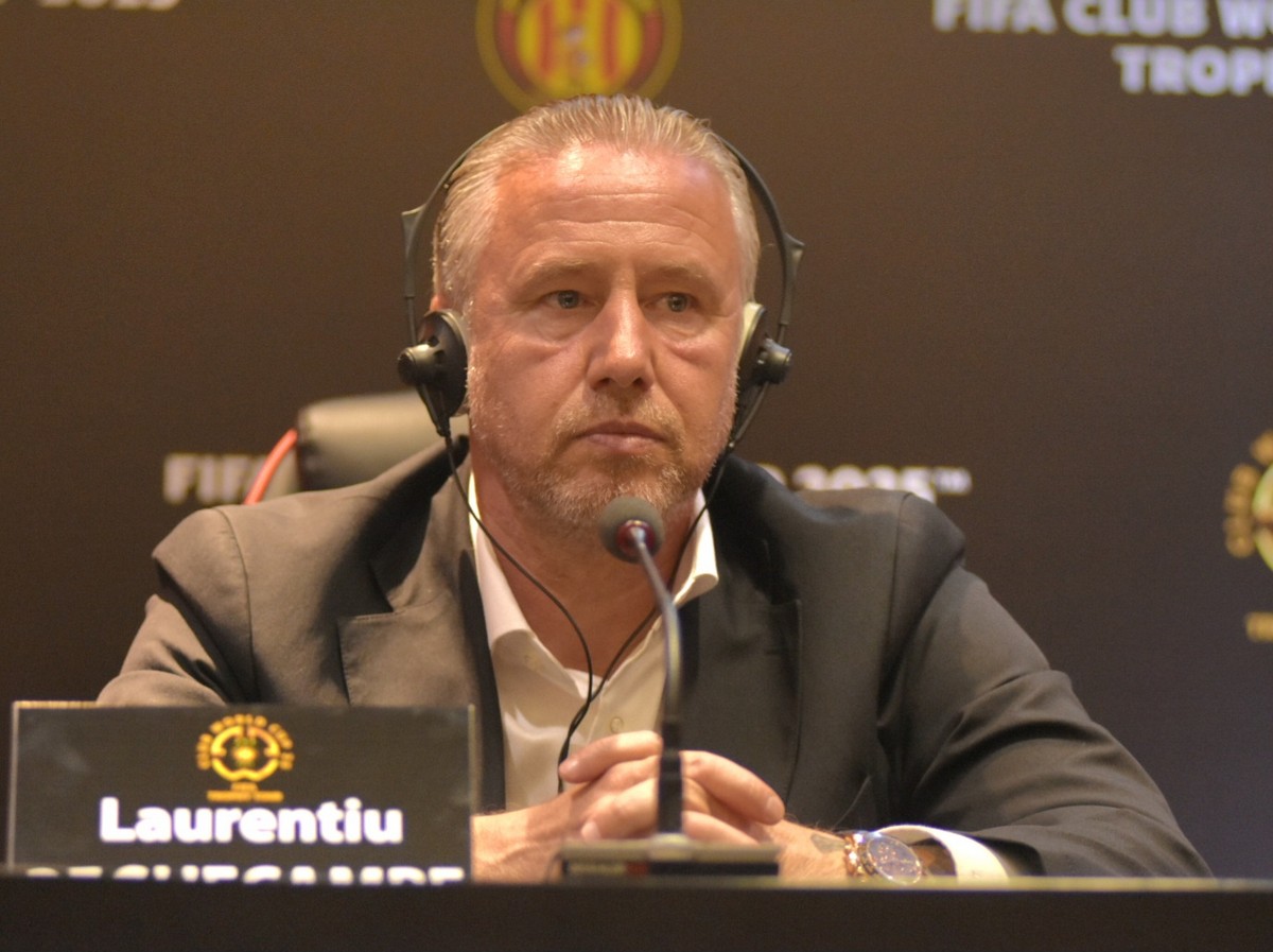 Laurențiu Reghecampf a primit o singură condiție de la Gigi Becali înainte de semnătura cu FCSB